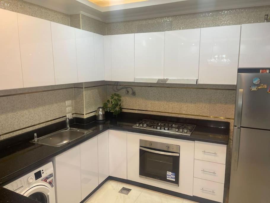 Duplex Apartment At Golden Square Каир Экстерьер фото