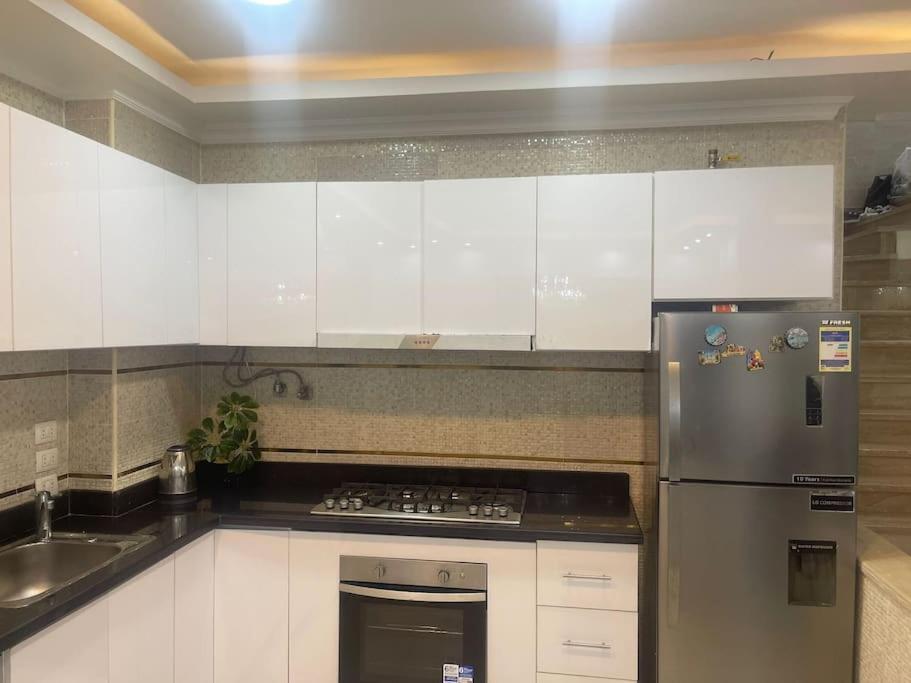 Duplex Apartment At Golden Square Каир Экстерьер фото